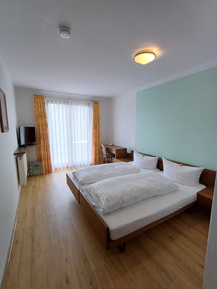 Classic Double Room, Ensuite
