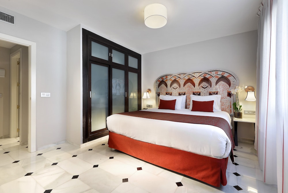 Junior Double Room