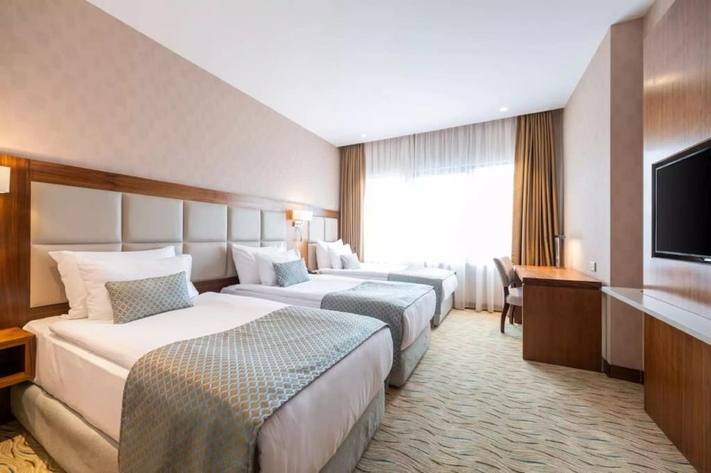 Room, 3 Twin Beds, Non Smoking photo 1
