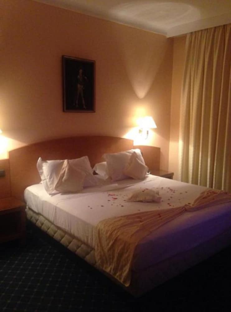 Double or Twin Room, 1 Double or 2 Twin Beds