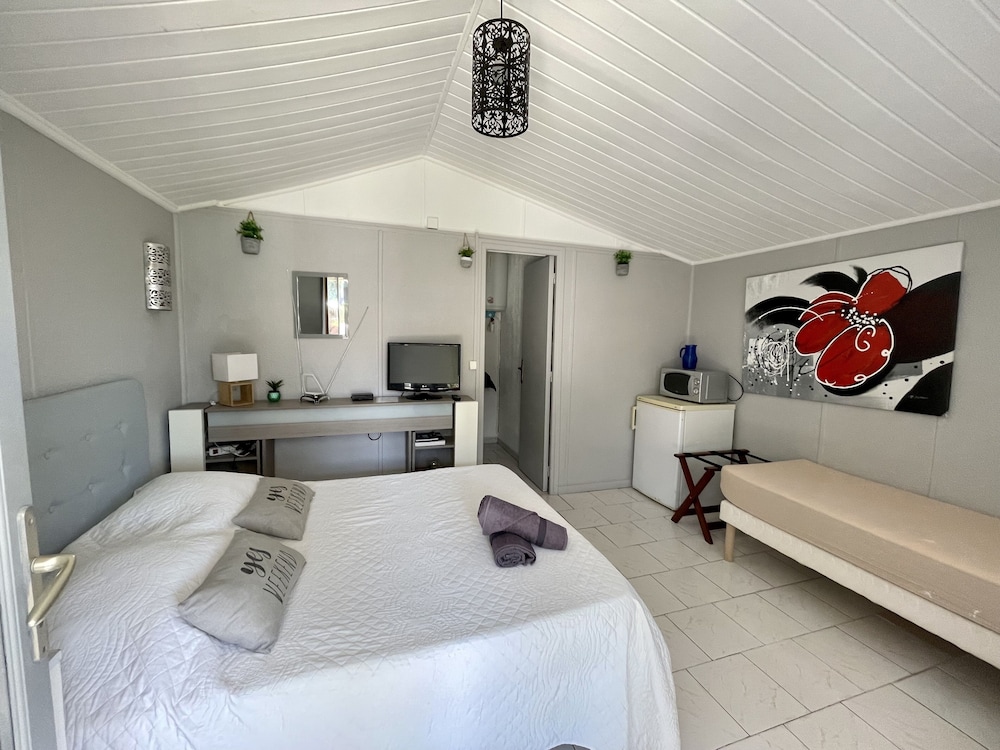 Classic Triple Room photo 1