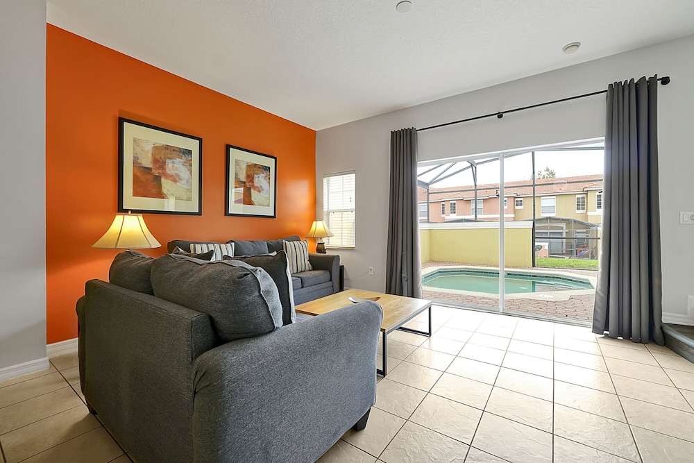 Deluxe Townhome, 3 Bedrooms, Private Pool