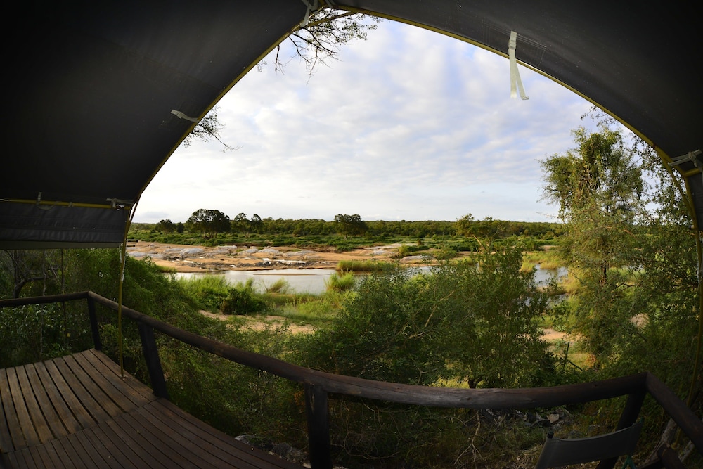 Tent, 1 Bedroom, River View photo 3