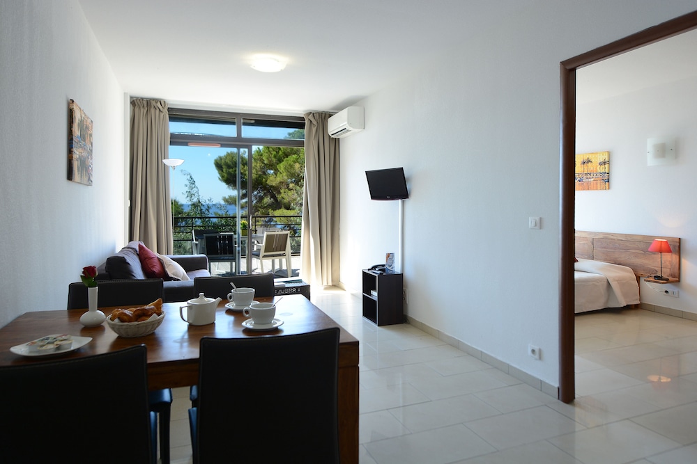 Apartment, 1 Bedroom, Garden View - Photo 6