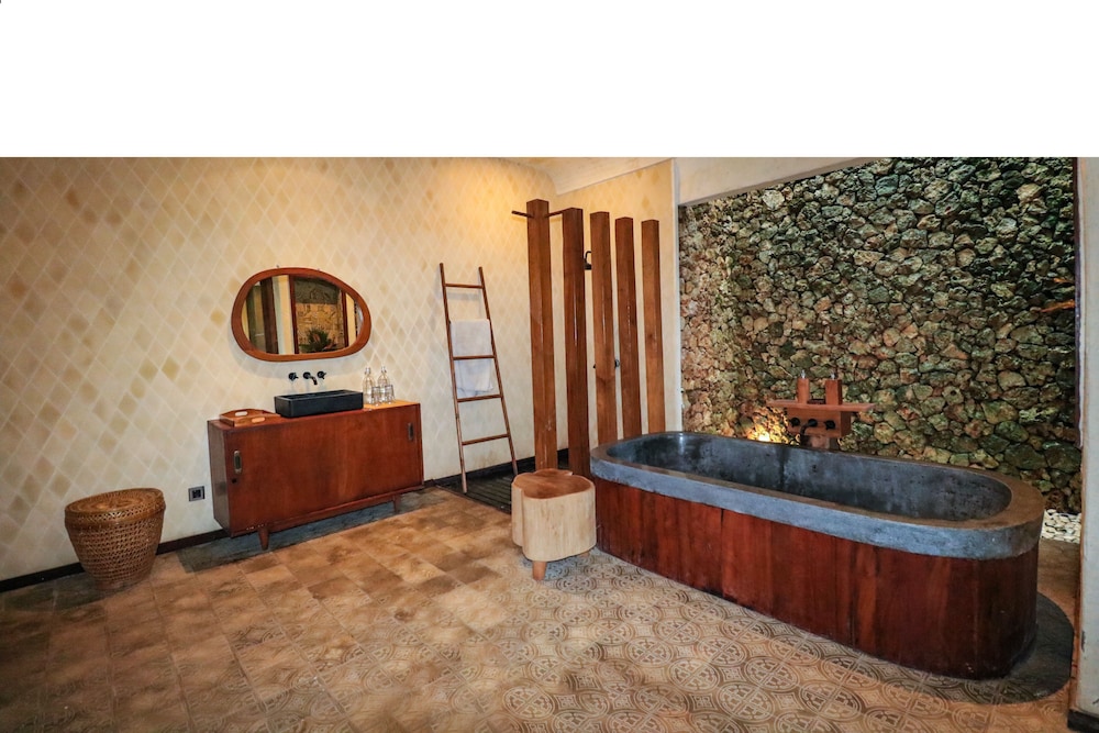 Hamsa Room - Photo 14