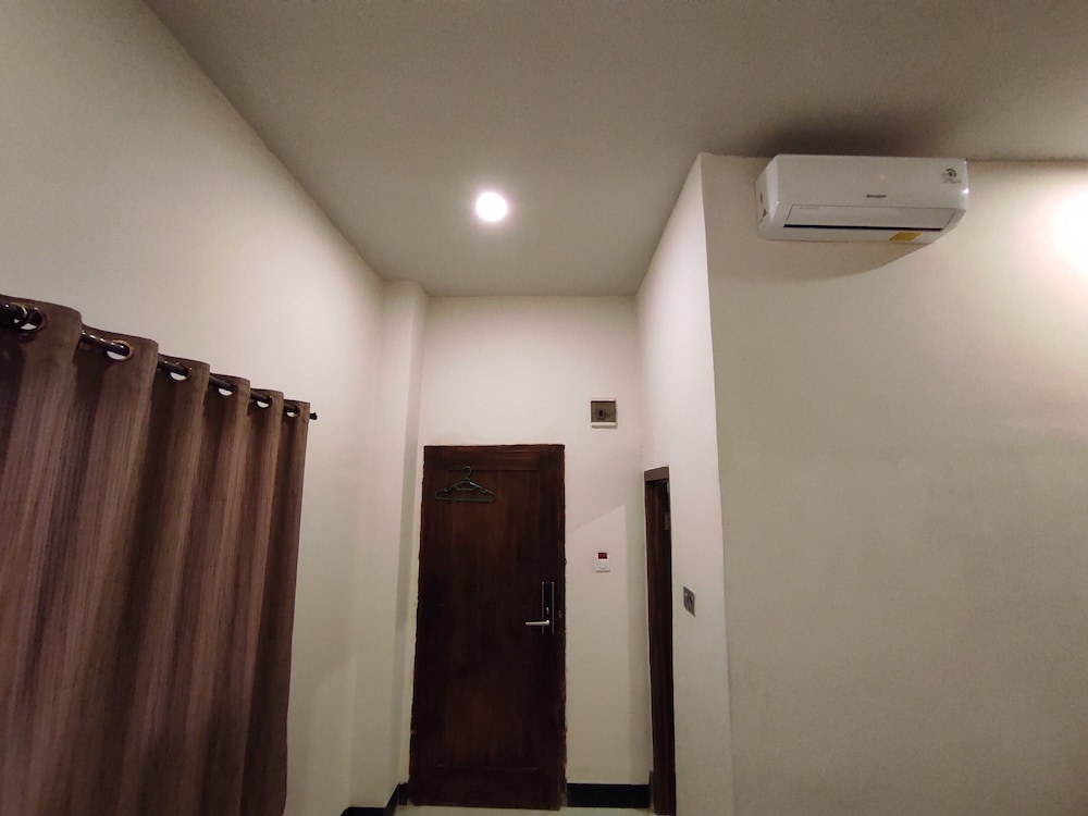 Deluxe Double Room - Photo 8