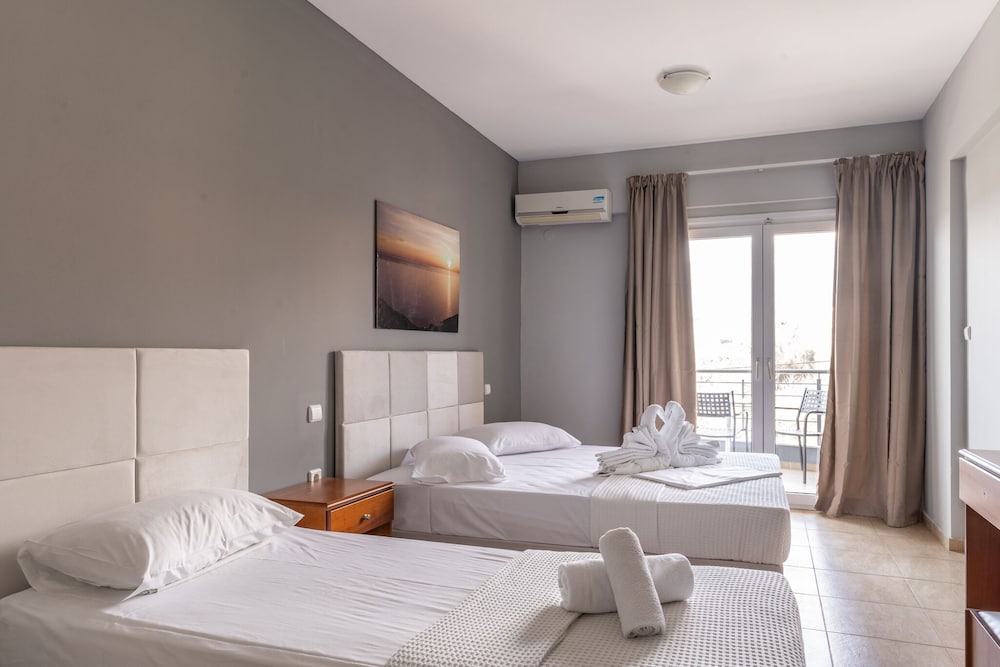 Classic Triple Room