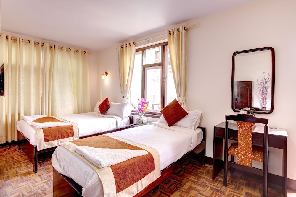 Deluxe Double Room, 1 Bedroom, Balcony photo 3