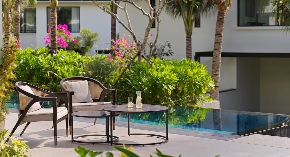 Lush Villa 2 Bedroom with Pool - Photo 2