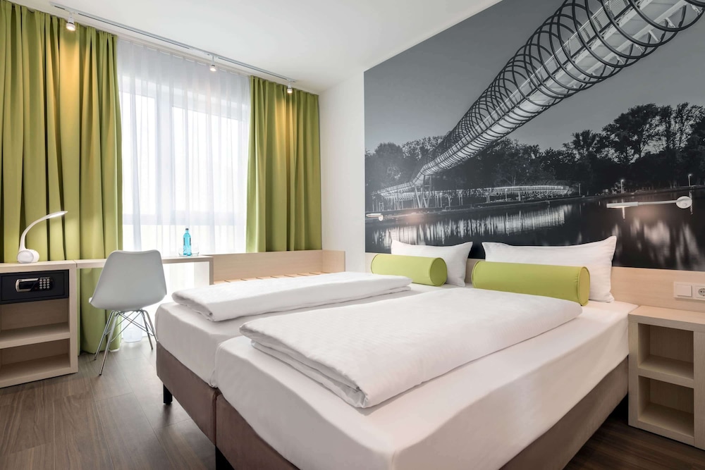 Standard Double Room, 1 Queen Bed - Photo 1