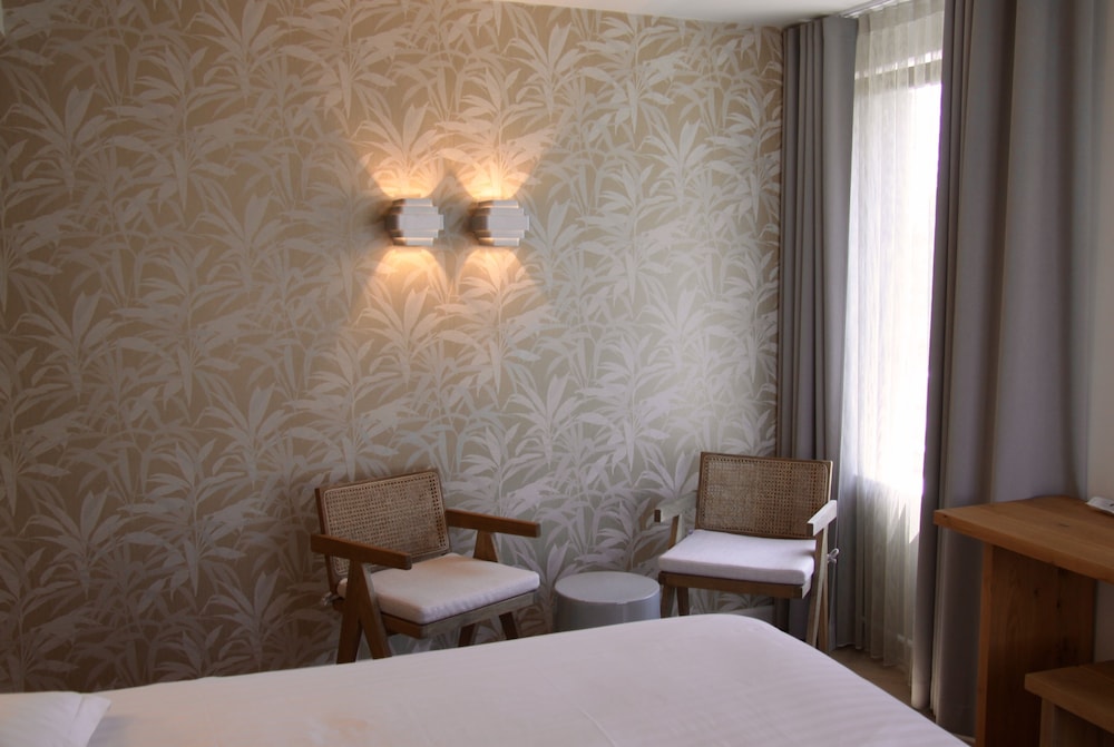 Signature Twin Room photo 2