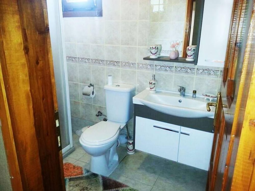 Villa, Lake View, Lakeside photo 2