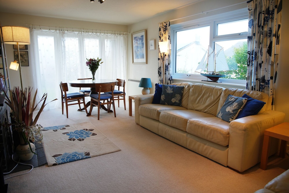 Cottage photo 1