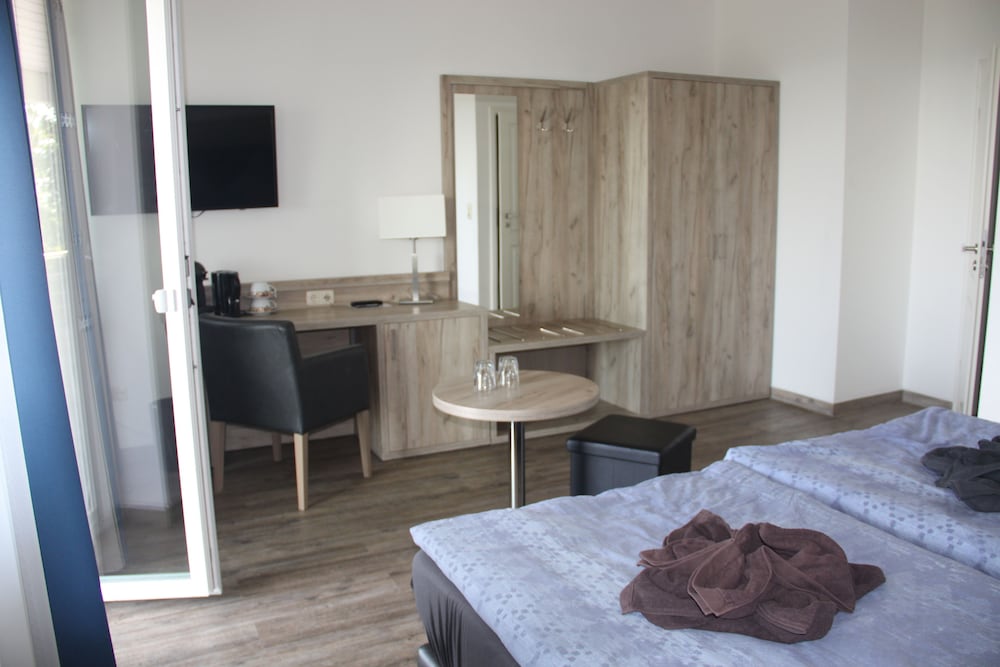 Double or Twin Room, Canal View