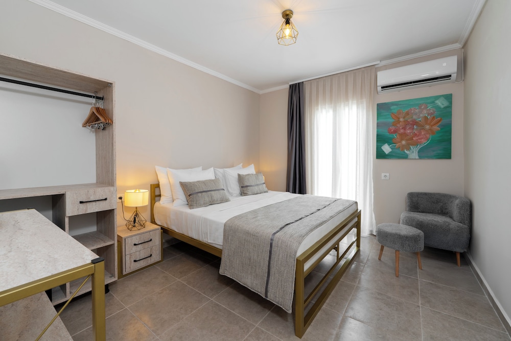 Standard Room, Balcony, Garden View