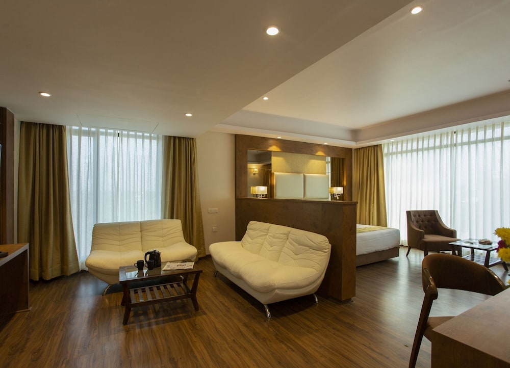 Premier Room, 1 Double Bed - Photo 14