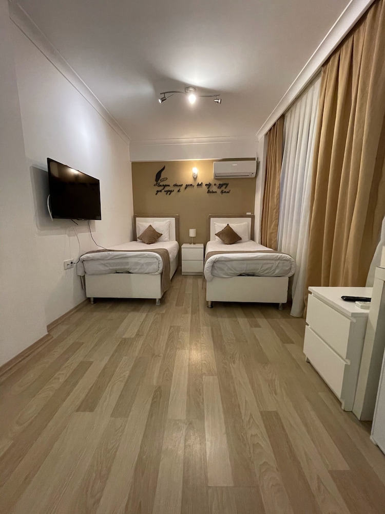 Deluxe Twin Room, Non Smoking photo 1