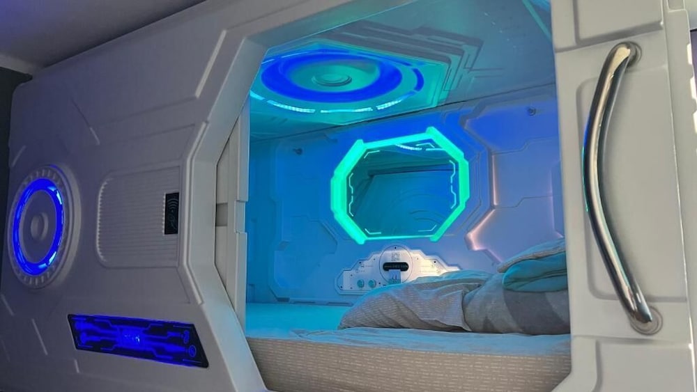Deluxe Shared Dormitory photo 2