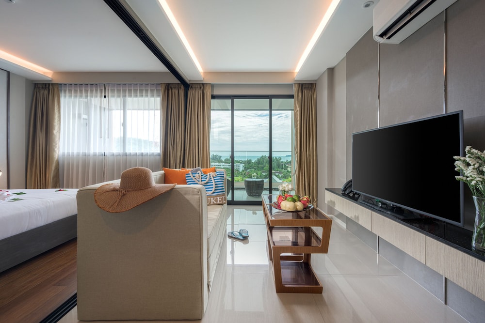 Deluxe Ocean View - Photo 35