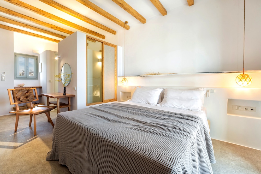 Superior Double or Twin Room, Jetted Tub