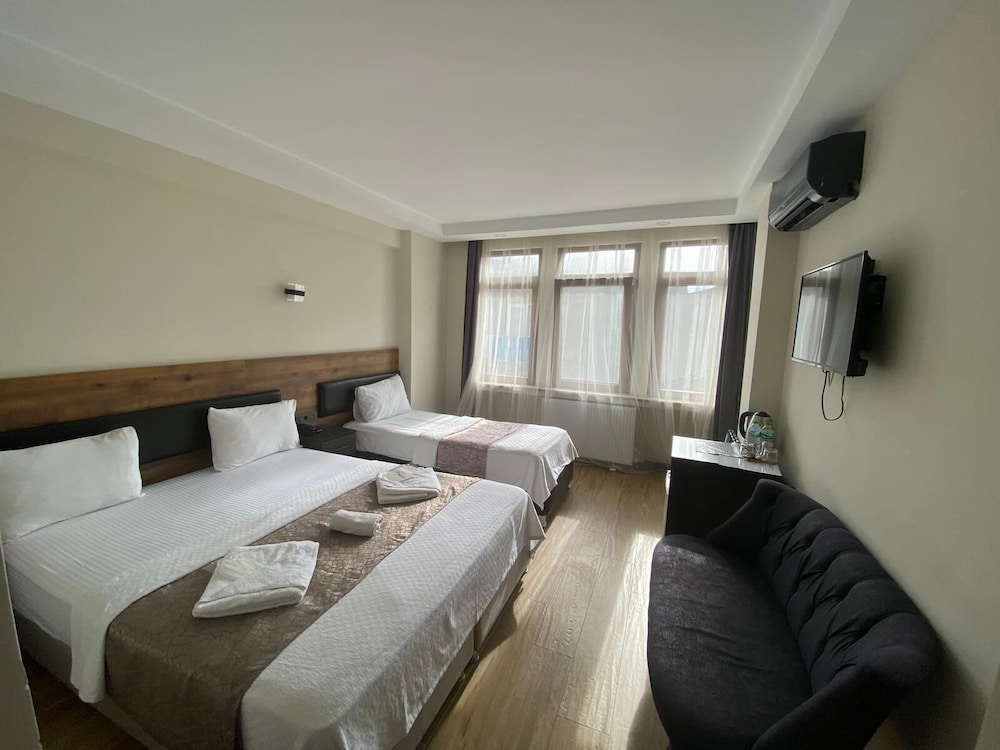 Standard Twin Room photo 1
