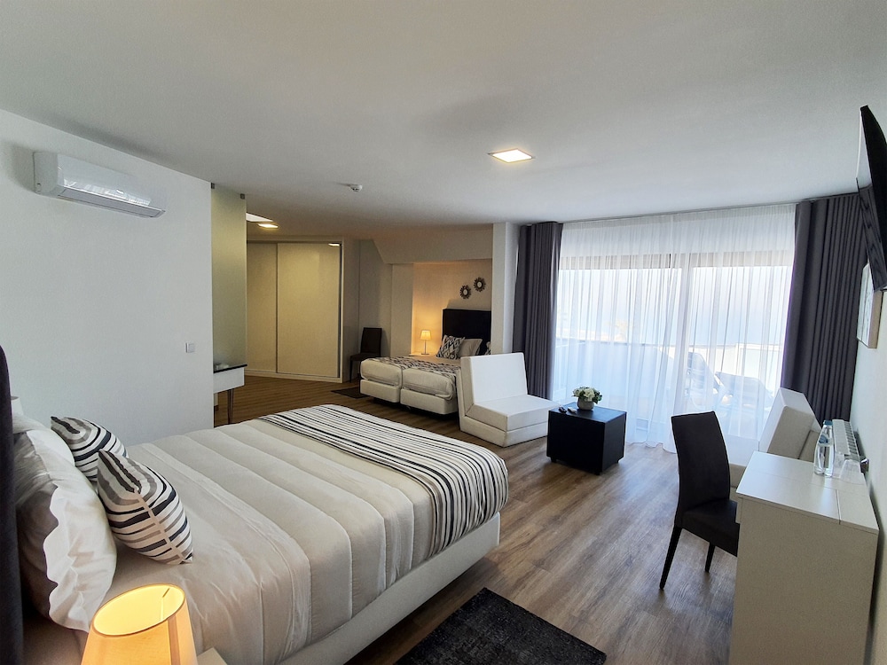 Panoramic Suite - Photo 1