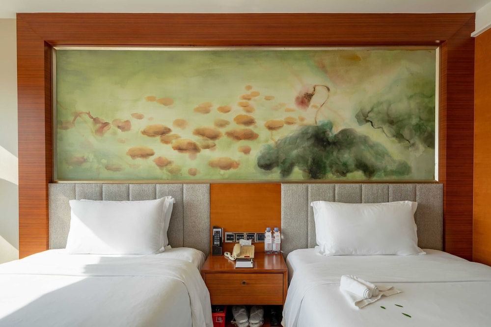 Deluxe Twin Room photo 3