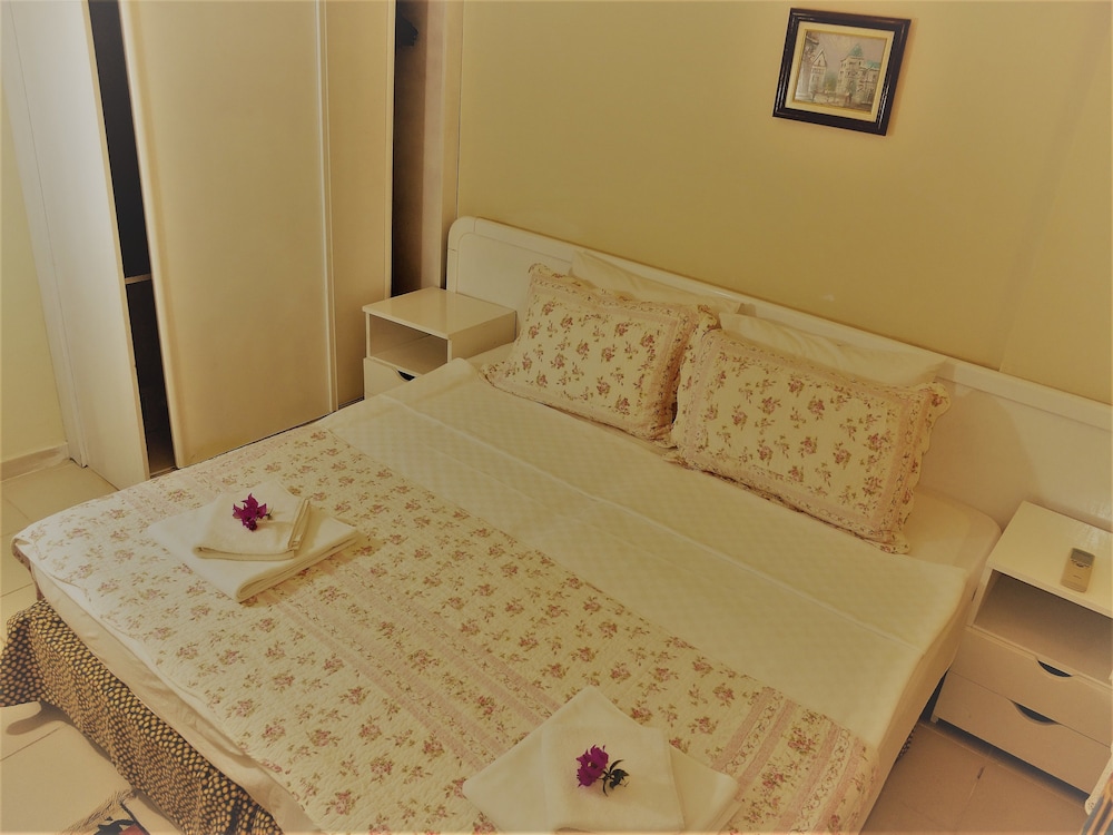Twin Room, 1 Double Bed