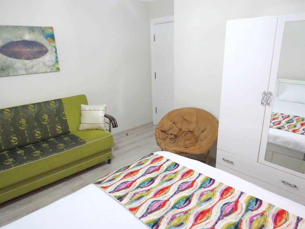 Deluxe Apartment, Terrace, Ground Floor photo 2