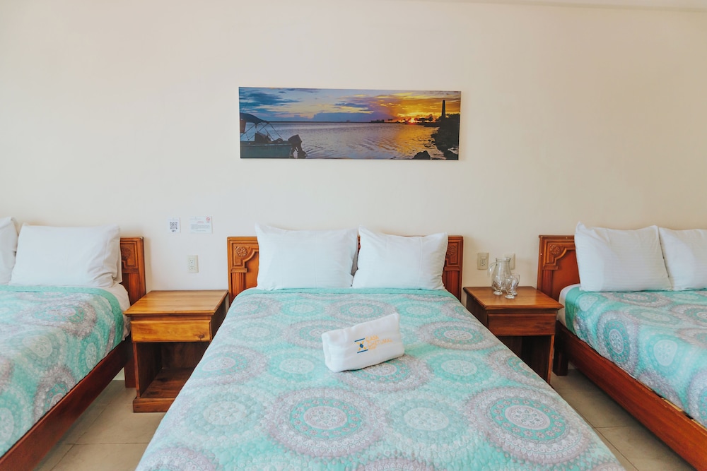 Basic Triple Room photo 3