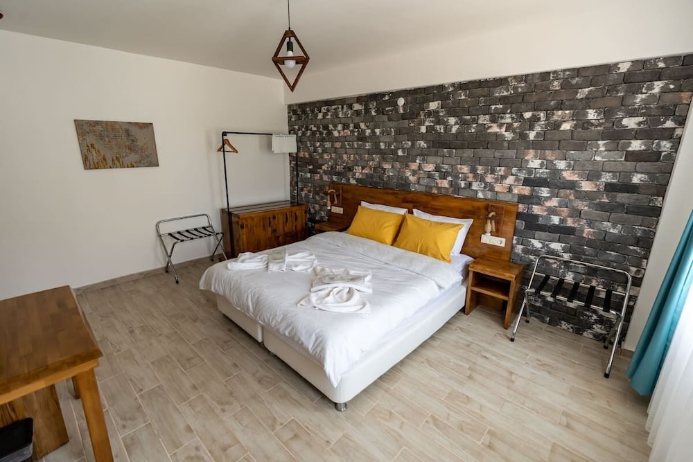 Deluxe Double Room, Garden View photo 2