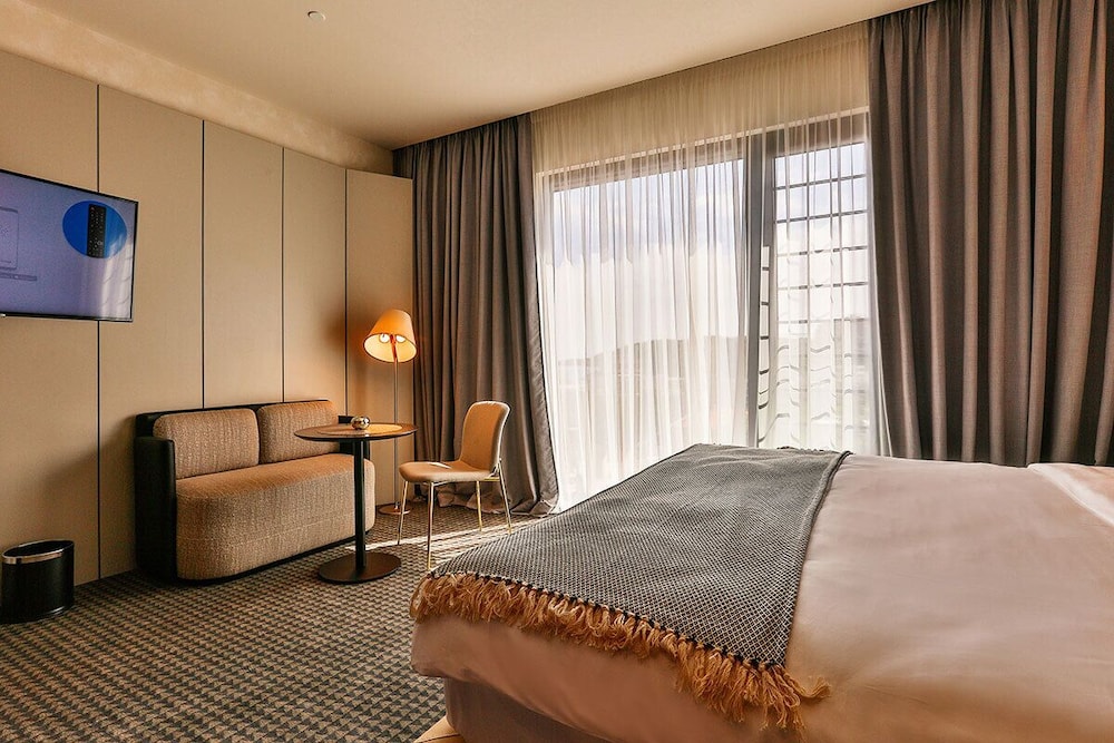 Standard Double Room - Photo 6