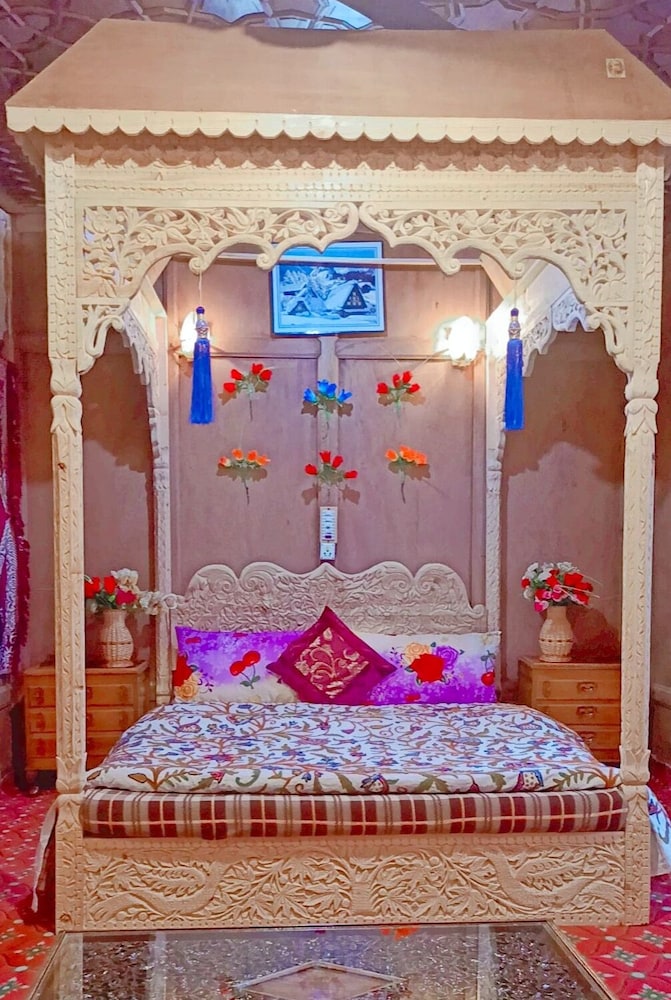 Deluxe Double Room, 1 Bedroom, Lake View, Lakeside
