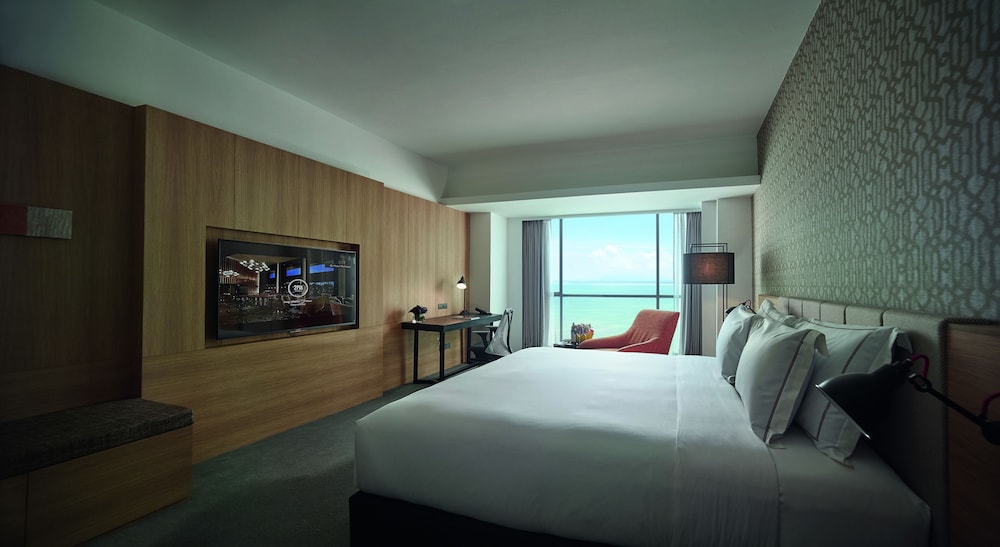 Executive Room - Photo 3