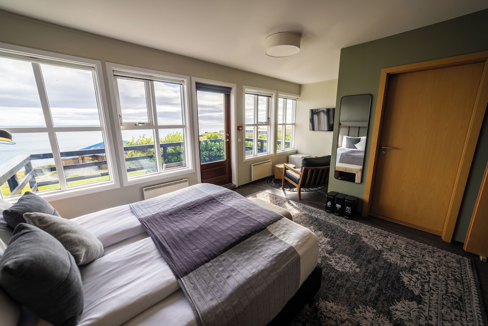 Superior Room, 1 Queen Bed, Ocean View