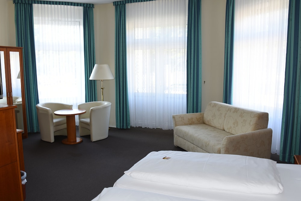 Comfort Double Room, Private Bathroom, River View - Photo 1