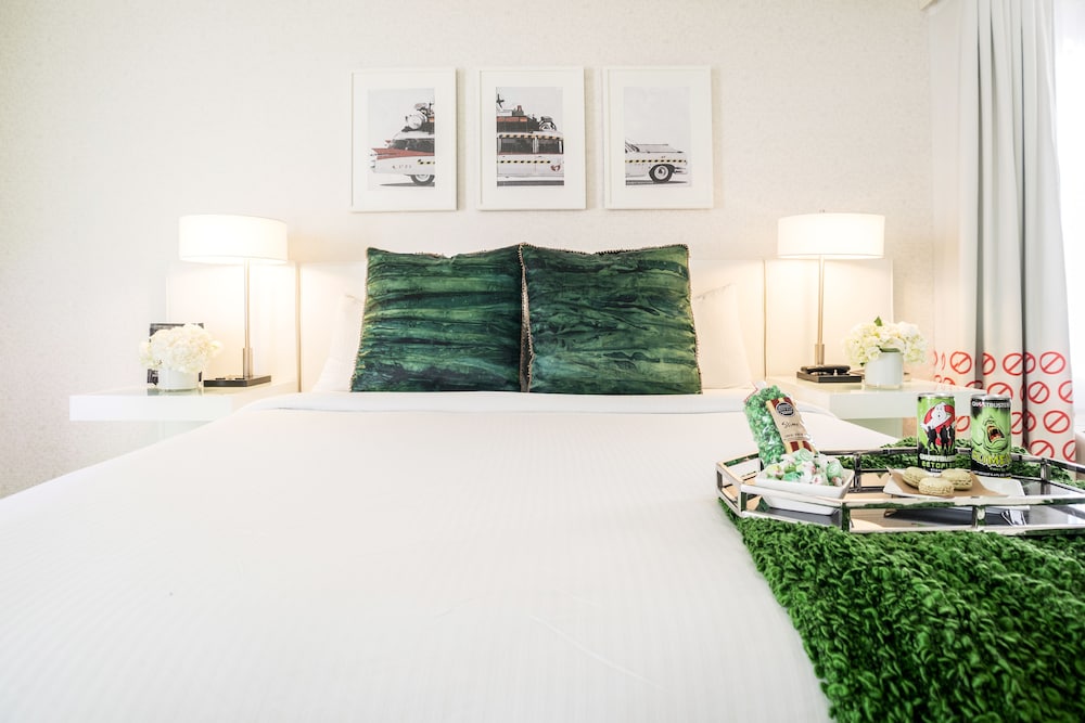Room, 1 King Bed (Who You Going To Call) - Photo 1