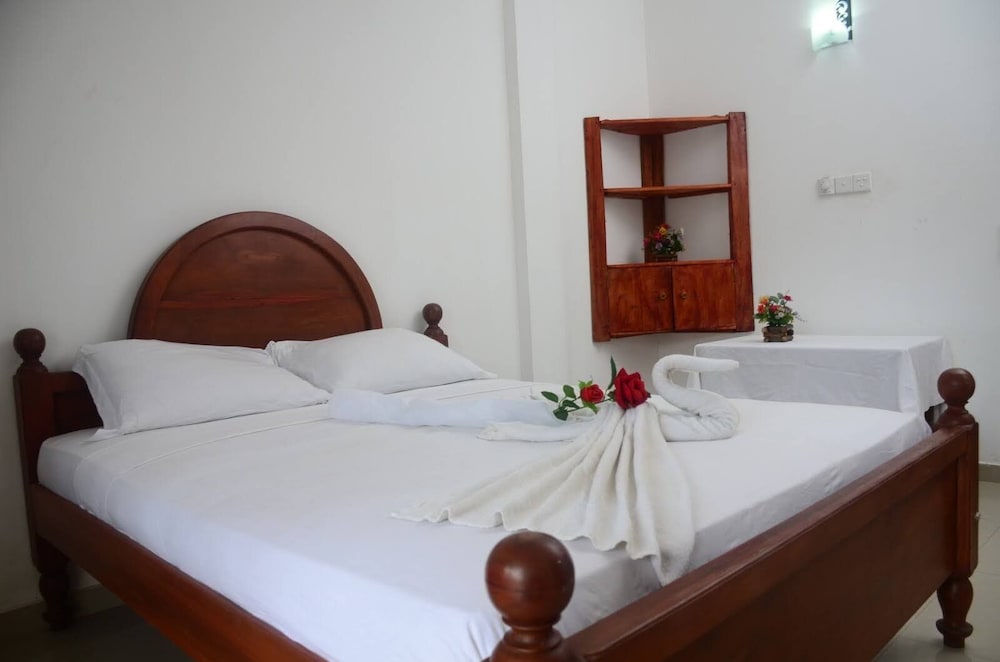 Double Room Single Use - Photo 5