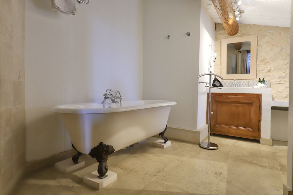 Junior Double or Twin Room (La Cambra) photo 3