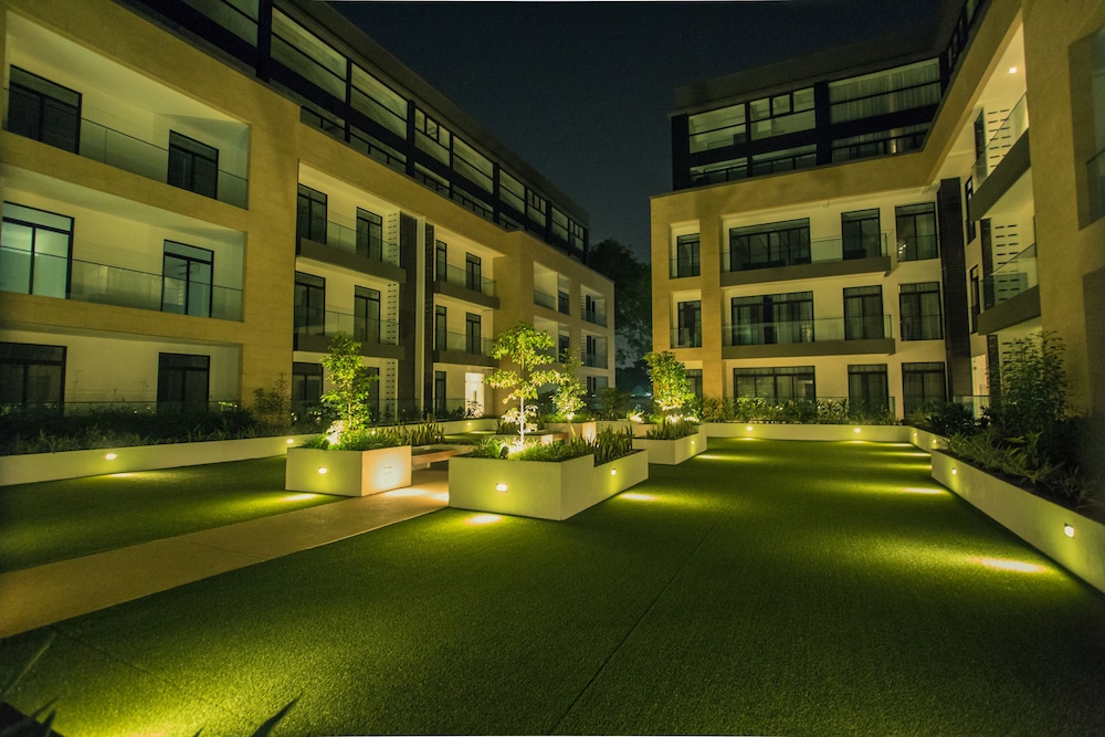 Exclusive Apartment, 1 Bedroom - Photo 5