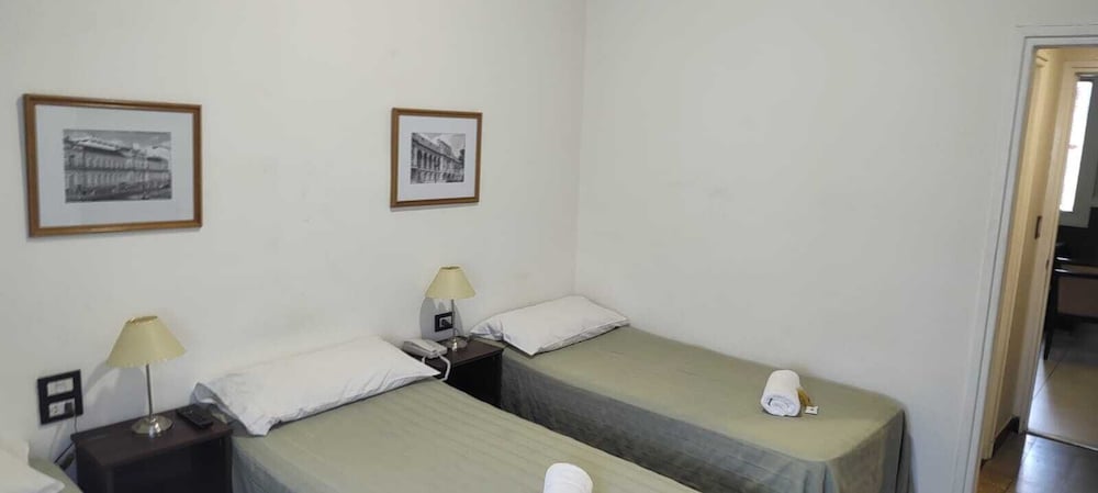 Triple Room, Multiple Beds photo 1