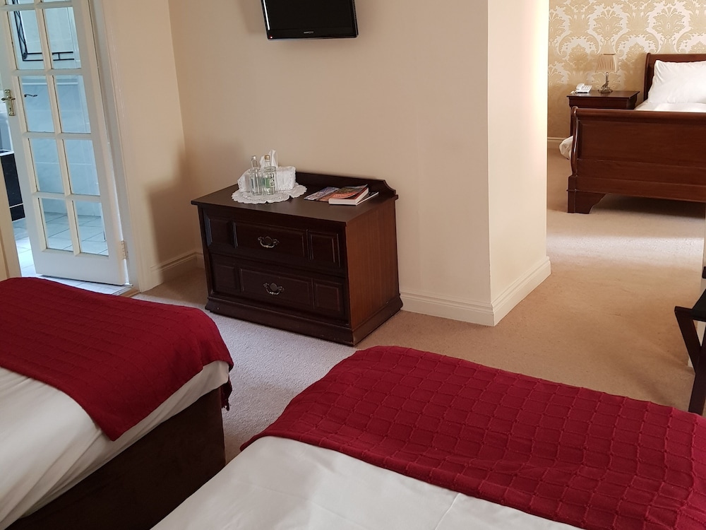 Quadruple Room, Ensuite (Family ensuite Courtyard) photo 1