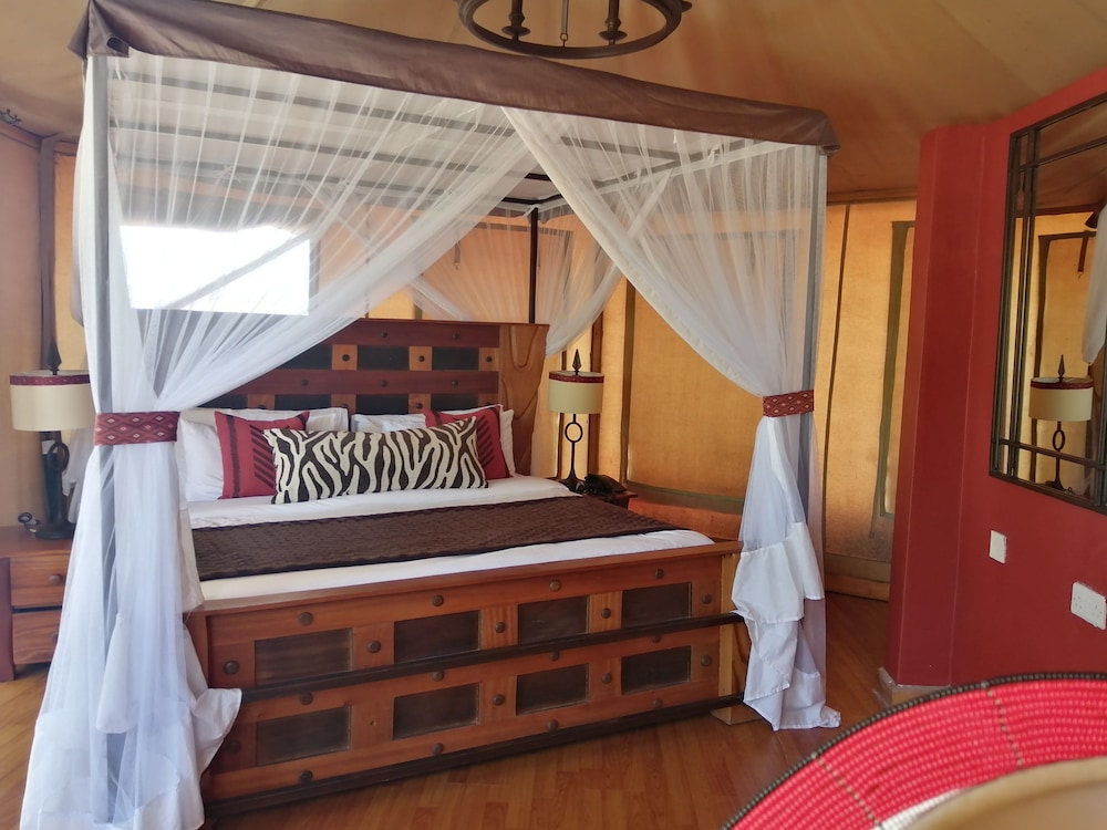 Deluxe Double or Twin Room, Multiple Beds, Mountain View photo 2