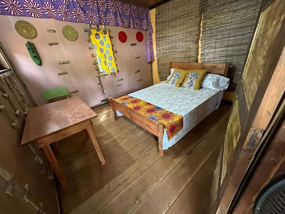 Standard Cabin photo 3