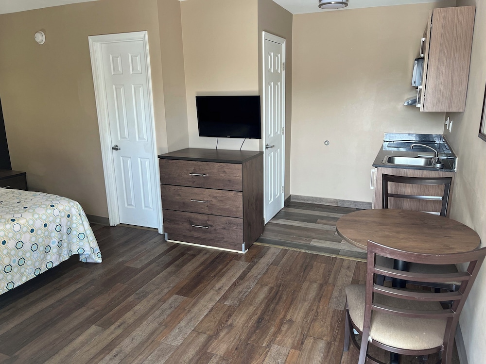 HomeTowne Studios & Suites by Red Roof Charlotte - Ballantyne, Billede 5