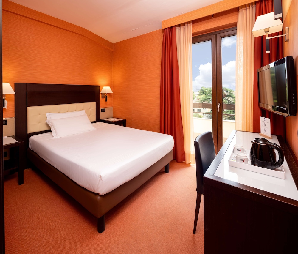 Economy Room, 1 French Bed
