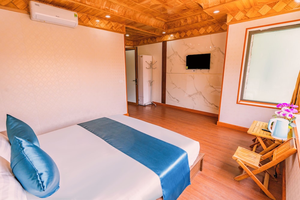 Luxury Villa photo 2