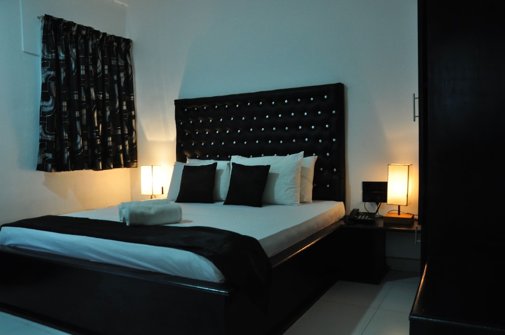 Exclusive Penthouse, 1 King Bed, Bay View, Executive Level photo 1