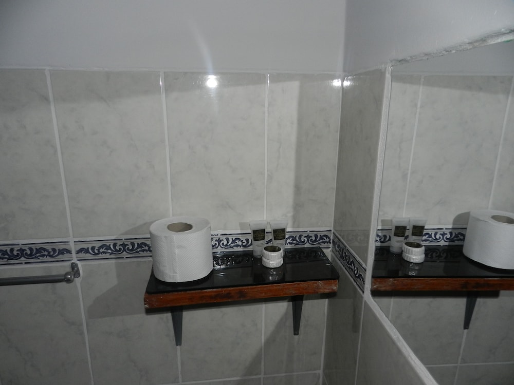 Standard Triple Room photo 3