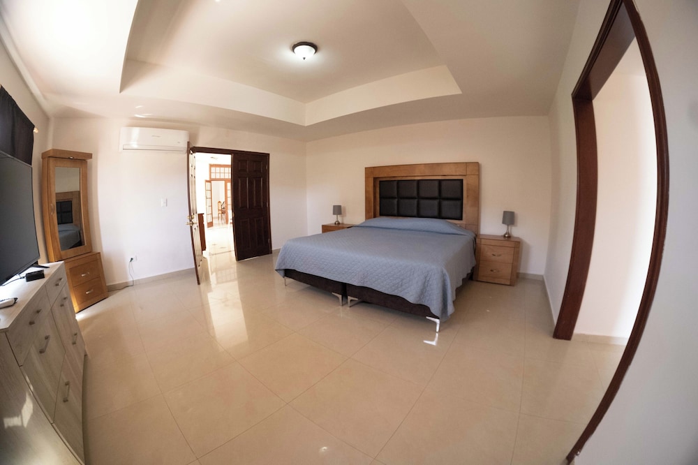 Room, 1 Bedroom, Smoking, Patio photo 3